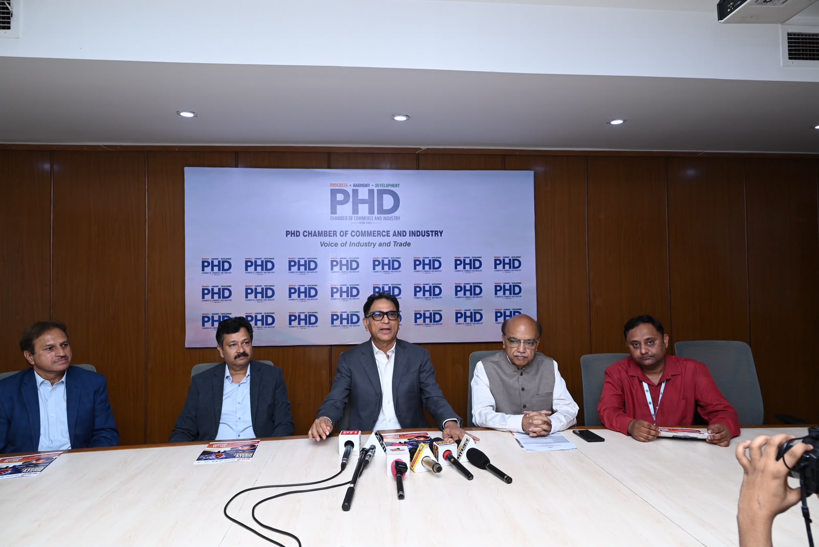 URGENT & IMPORTANT : PHDCCI and SAMA Host Curtain Raiser for North India’s Biggest Exhibition & Conference on Industrial Safety, Fire Safety, & Disaster Response