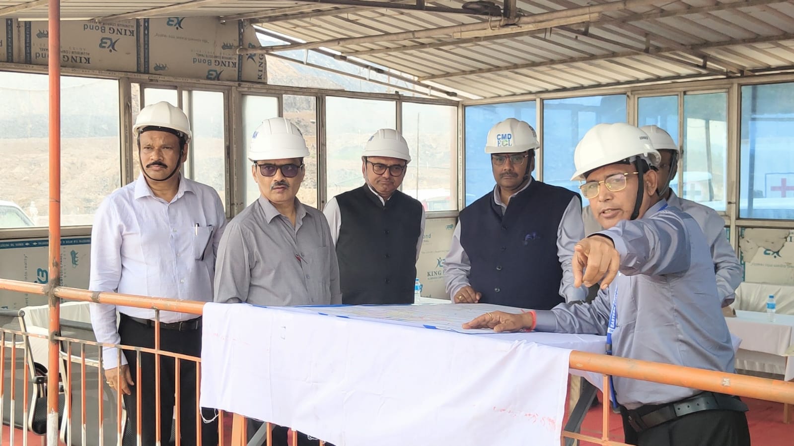 CIL Chairman reviews mining operations at ECL&rsquo;s Rajmahal Area