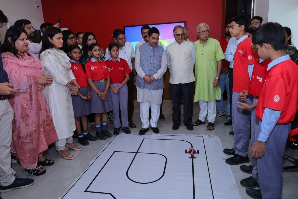 ZS partners with NCERT and Robotex India to bring AI, Robotics and Emerging Technologies into School Learning