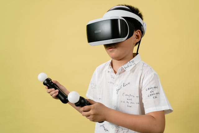 AR and VR in Education: Bringing Classrooms to Life in 2026