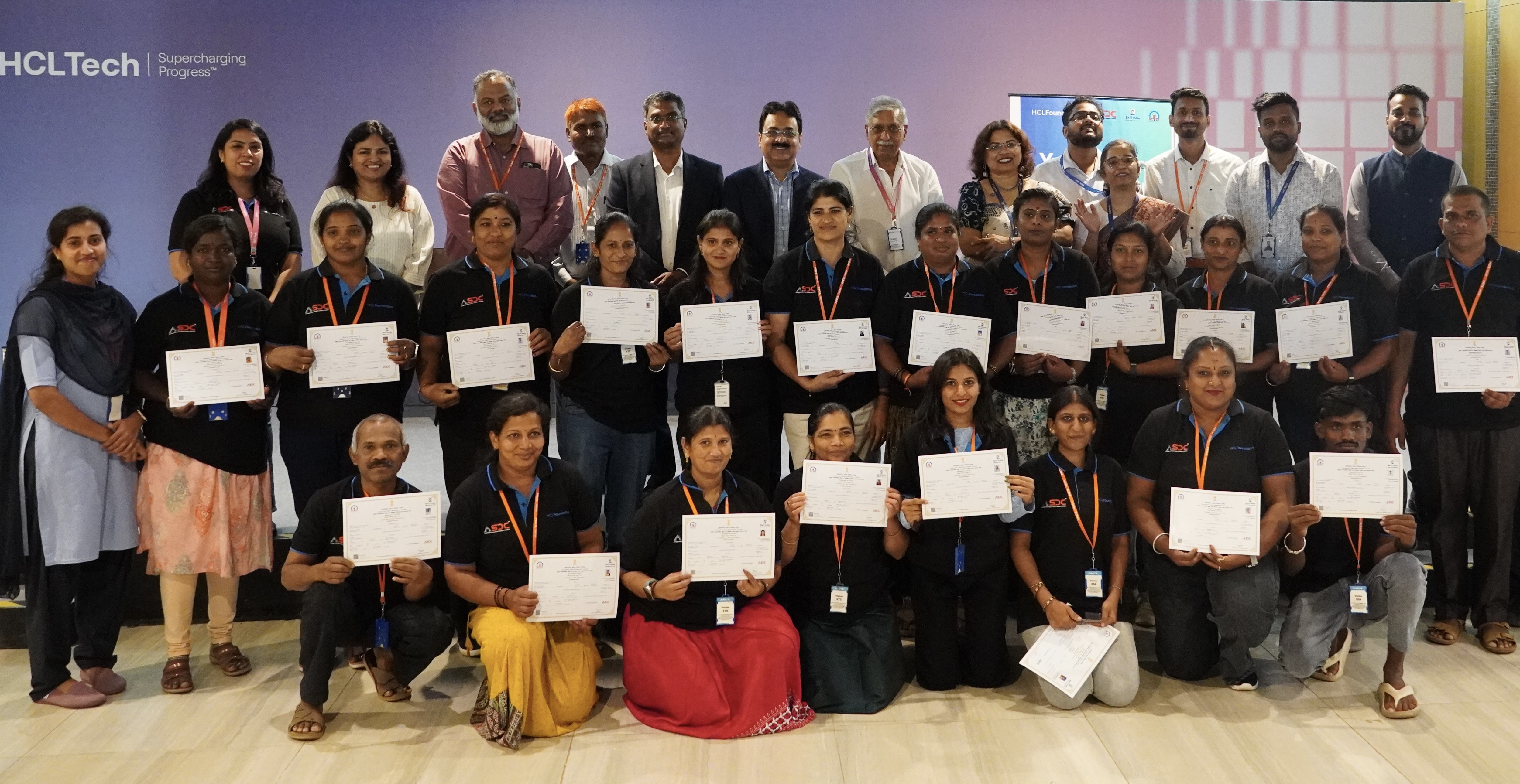 HCL Foundation and ASDC Host Convocation for Taxi Driver Trainees in Bengaluru, Championing Women Inclusion