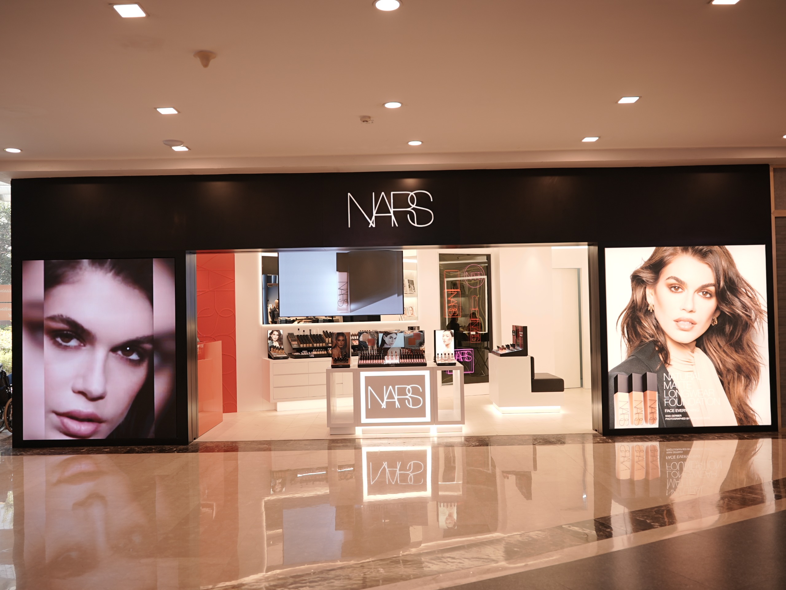 NARS Brings Its Signature Beauty Universe to Gurugram with Debut Store at Ambience Mall