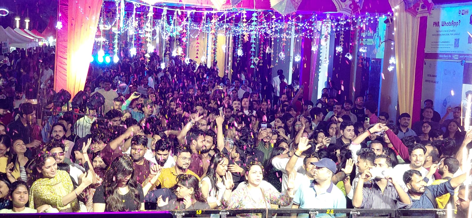 Spectrum@Metro Celebrates Holi with &lsquo;Braj Ka Rang, Spectrum Metro Ke Sang&rsquo;