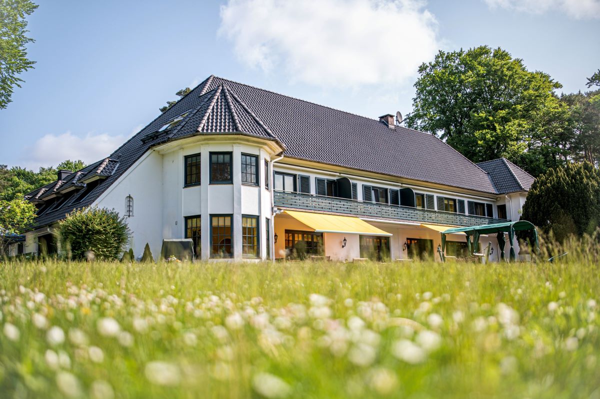PPDS and AVARA Bring Home Comforts to Sternenbr&uuml;cke Children&rsquo;s Hospice with Philips MediaSuite TVs