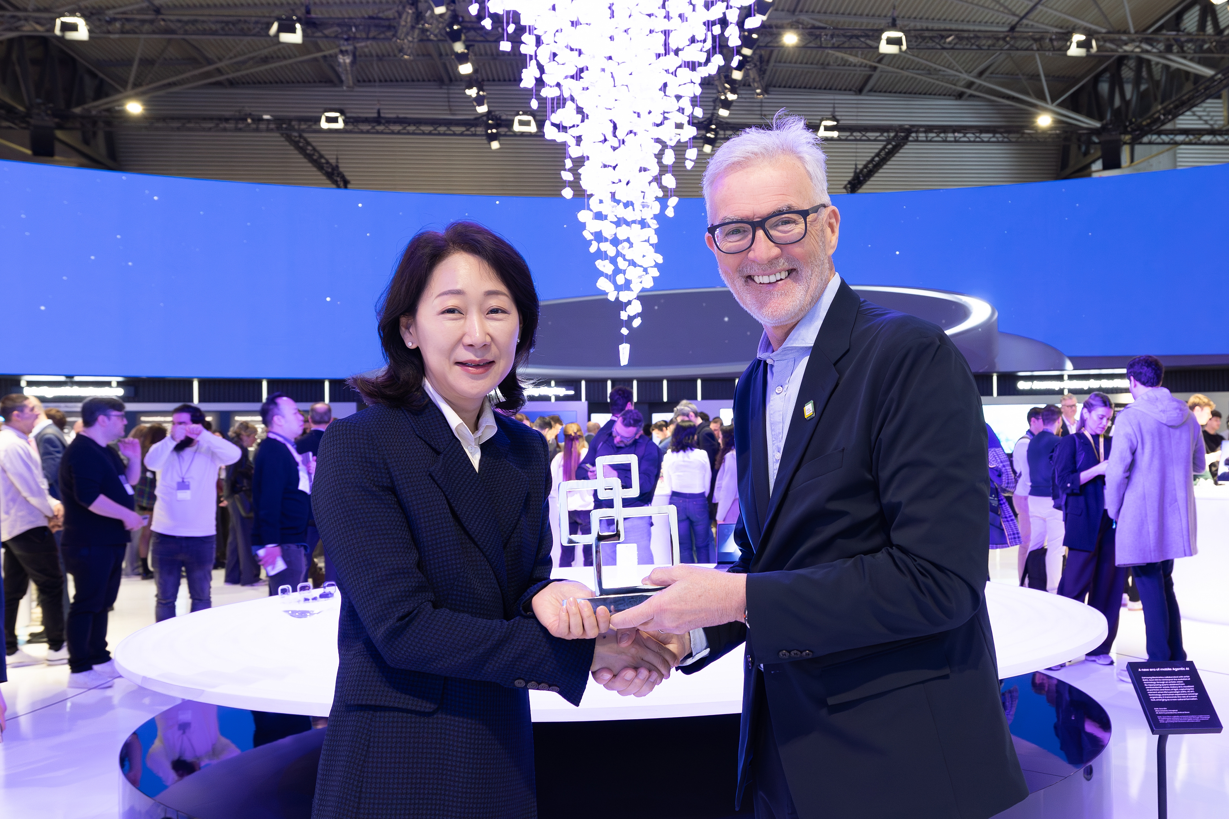 Samsung Galaxy S26 Ultra Awarded &lsquo;Best in Show&rsquo; at the Global Mobile Awards at Mobile World Congress 2026