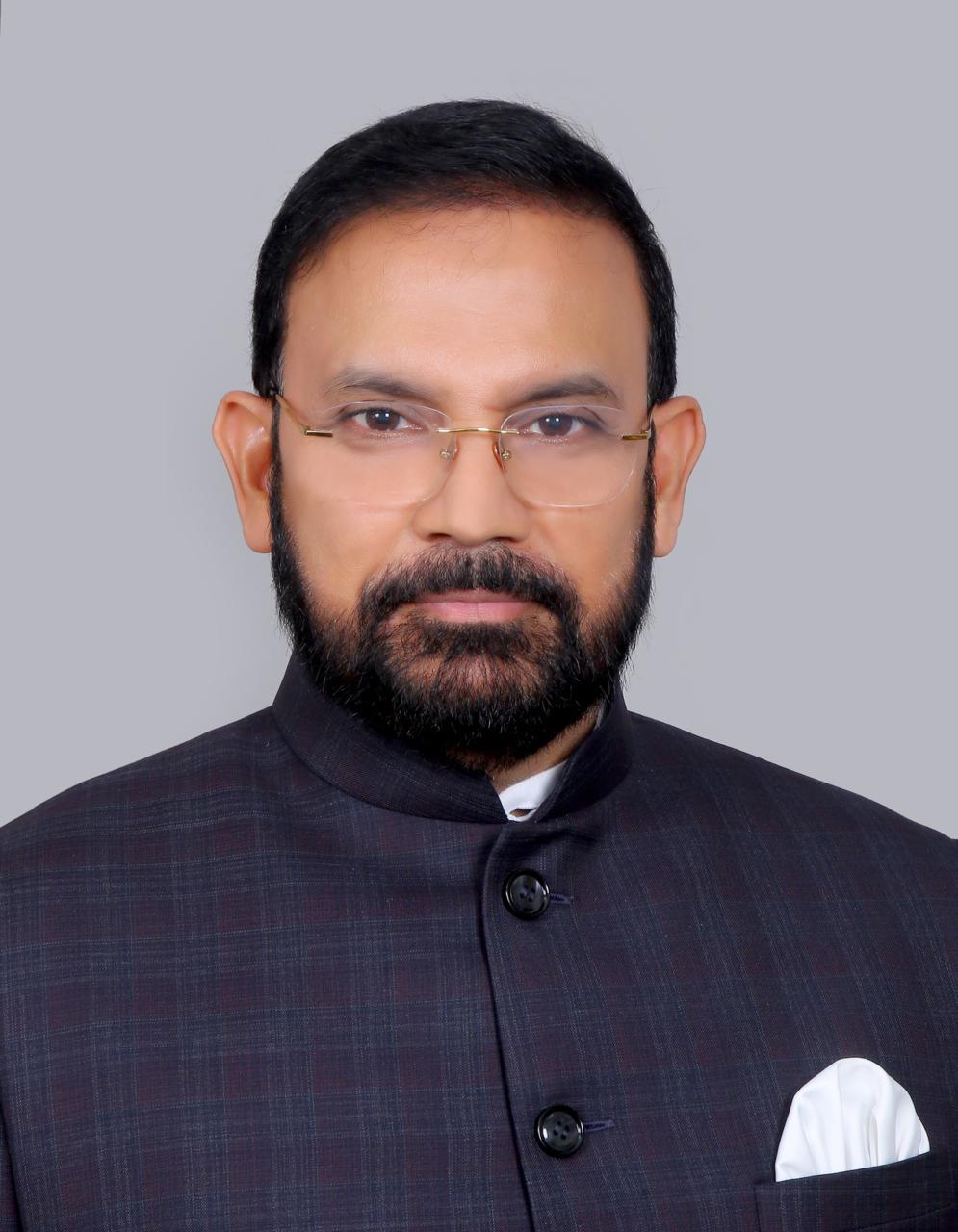 Capt. S. Divakar has taken over charge as Managing Director & CEO of Dredging Corporation of India on 25.03.2026