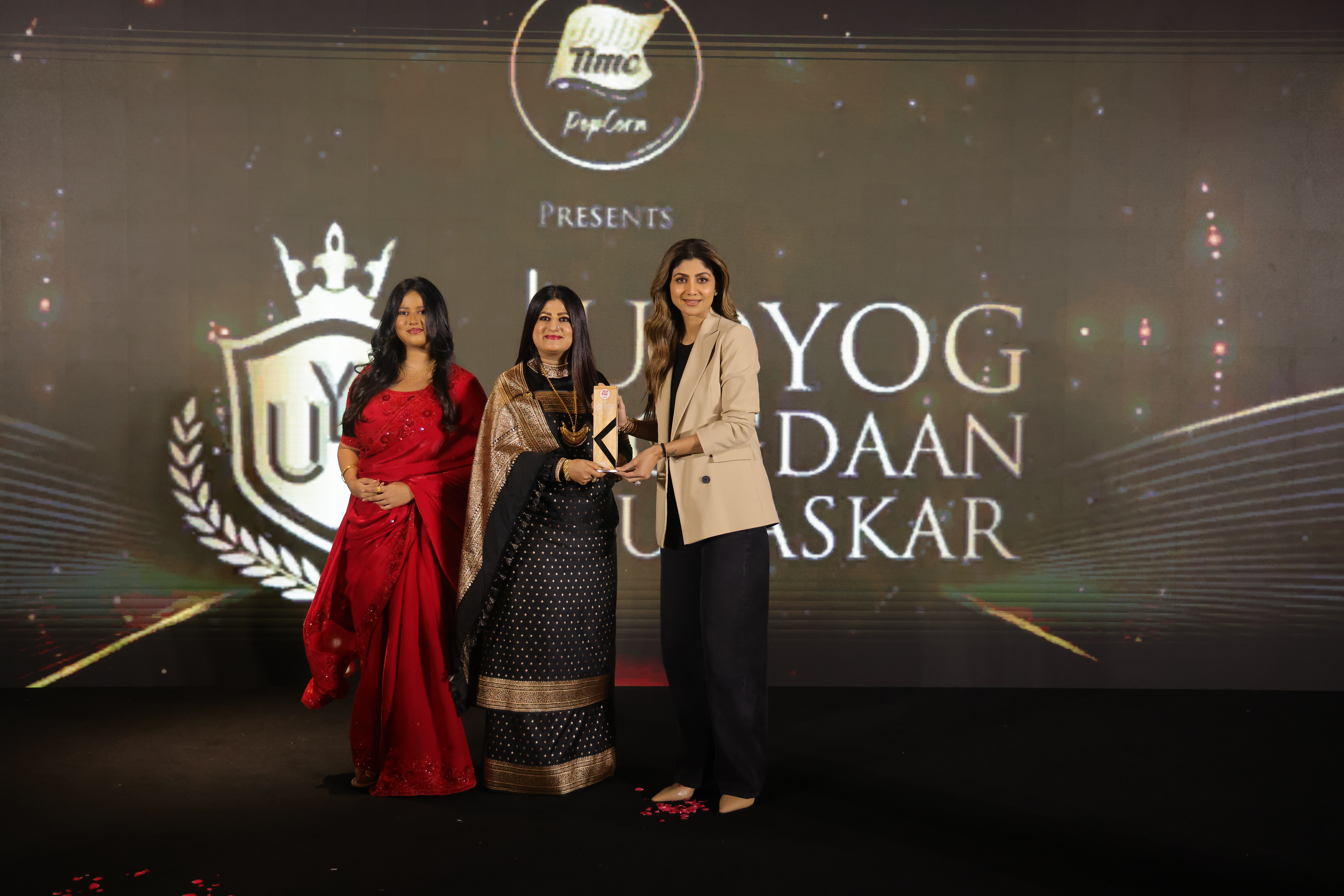 Spiritual Scientist, Rashmi Aiyappa, receives Lifetime Achievement Award for Her  Pioneering Work in Wellness Industry (India)