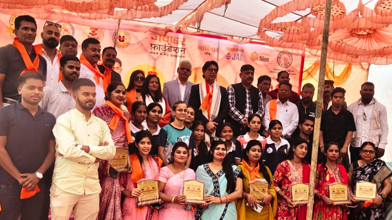 Purvanchal Jan Chetna Samiti celebrates Bihar Diwas with Health Camp, Honours 71 with &lsquo;Bihar Gaurav Samman&rsquo;