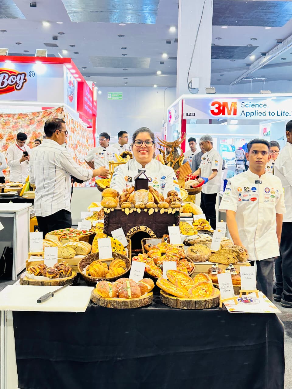 Chef Diksha Khandelwal Wins Silver Medal in Bread Showpiece at AAHAR 2026